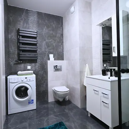 Appartement 17 Pietro #capitaltower 175 Fv Parking By Okazja