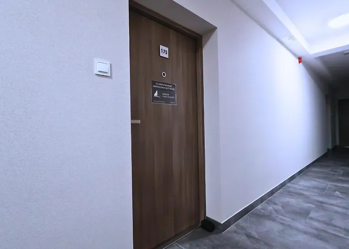 Appartement 17 Pietro #capitaltower 175 Fv Parking By Okazja *